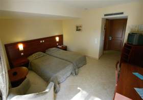 Look-Voyages-Sejour-Grece-Anavyssos-Eden-Beach-33CU4343_double_room